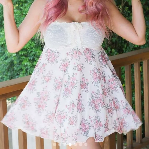 Dolls Kill × Current Mood Lacey Floral Lightweight Wide Strap Summer Dress (M) - Picture 10 of 10